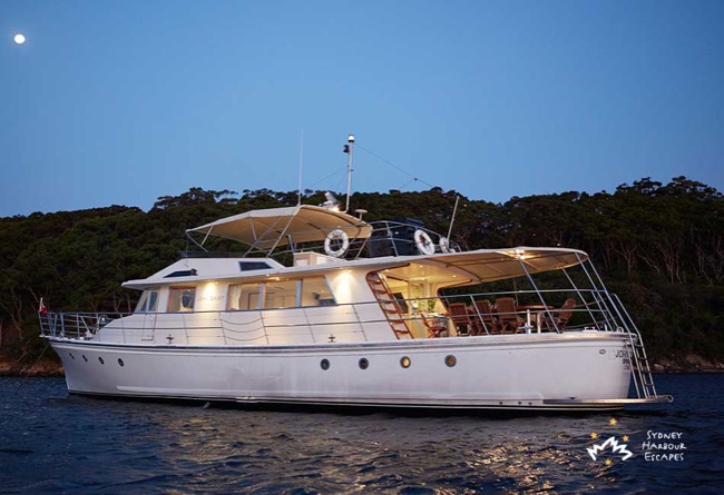 JOHN OXLEY 80' Luxury Motor Yacht Corporate Charter