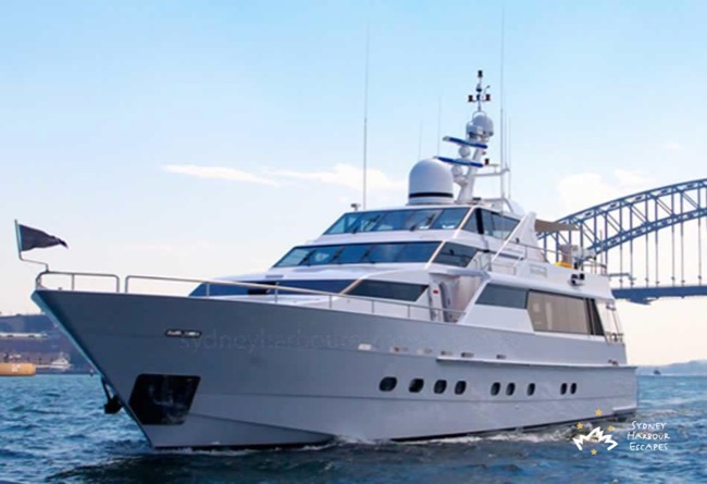 OSCAR 2 105' Luxury Motor Yacht Boxing Day Boat Charter