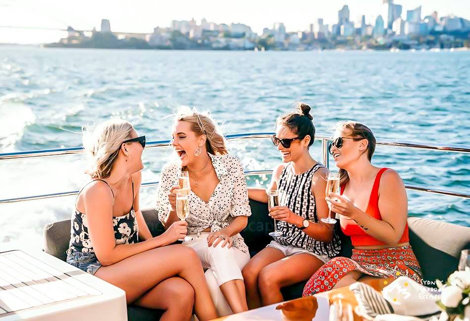 boat cruise sydney party