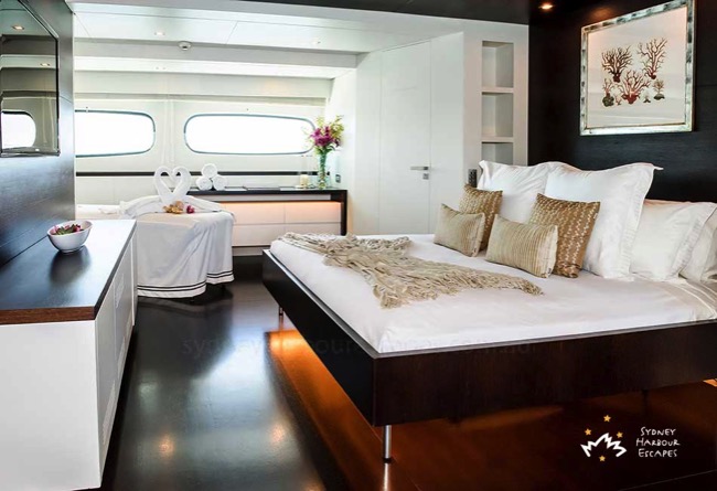 Romantic Boat Stays