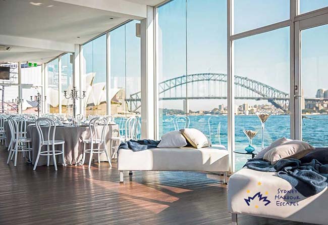 Medium size party boat hire sydney