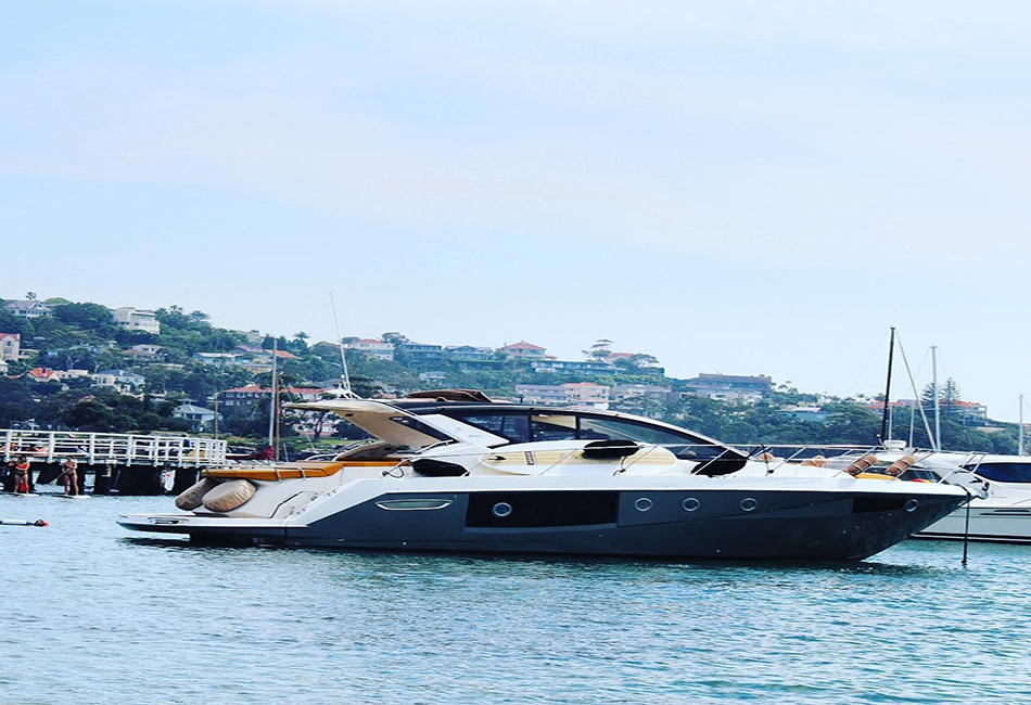AQUALUXE 44' Cranchi Italian Luxury Cruiser Skippered Charter