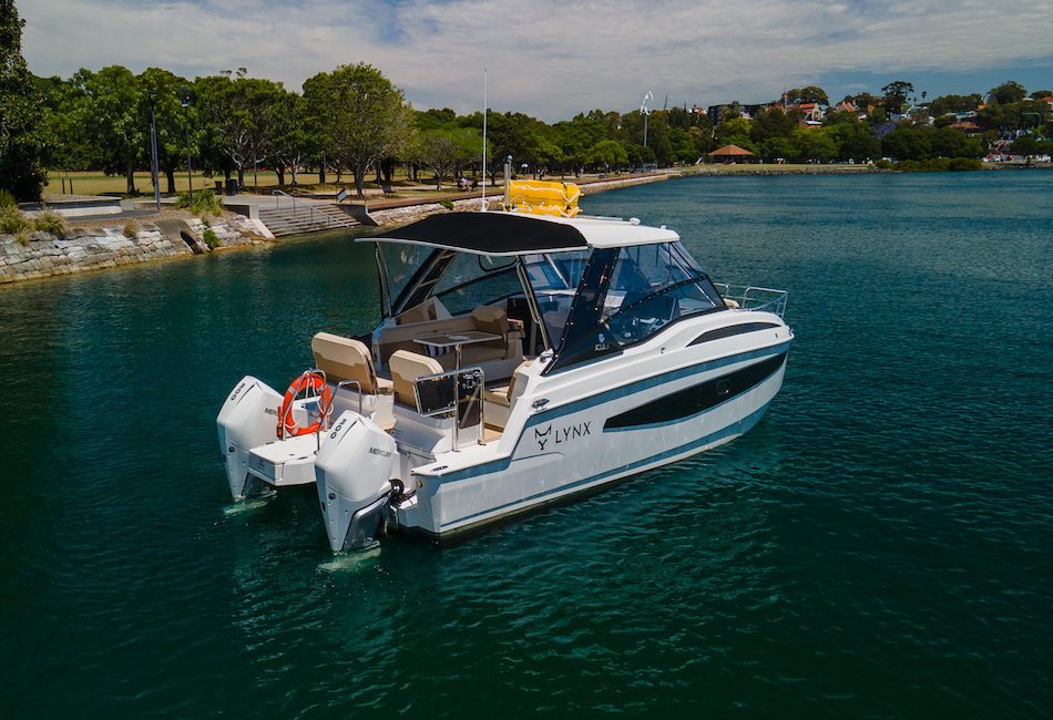 LYNX Aquila 32 Power Catamaran Private Charter