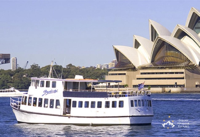 MV SYDNEY 70' Art Deco Cruiser Boxing Day Charter